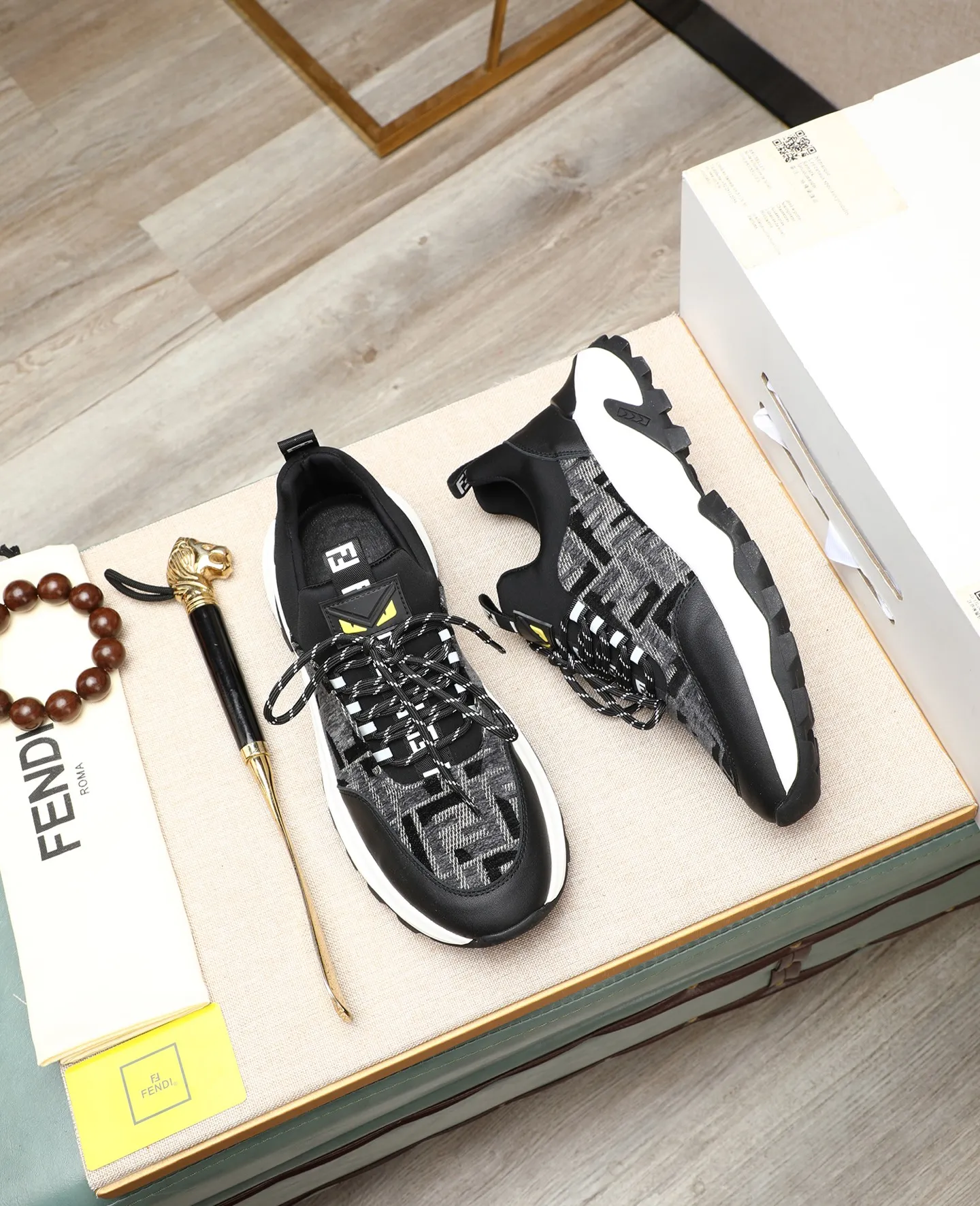 Men's shoes 💰460🕷🕷[FENDI] Fendi fashionable casual men's shoes 🇨🇳Original official website 1:1 model opening, new models are available first 💯Not high-profile but avant-garde, simple About low-key and fashionable, super versatile style 🌿 Made of original cowhide ➕ Pigskin lining 🎋 The version is comfortable on the feet, so rigorous for any small place, and the workmanship is first-class 🍍38-44 Large quantities in stock